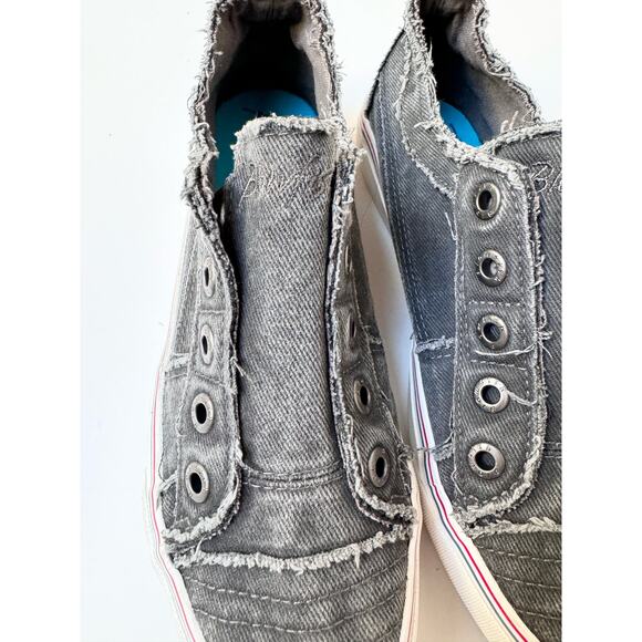 Blowfish Malibu Gray Slip On Distressed Shoes Women's 9 - Picture 7 of 11